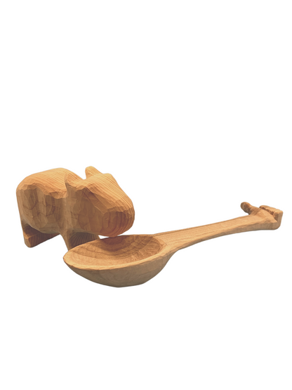 Dúo de carpincho y cuchara